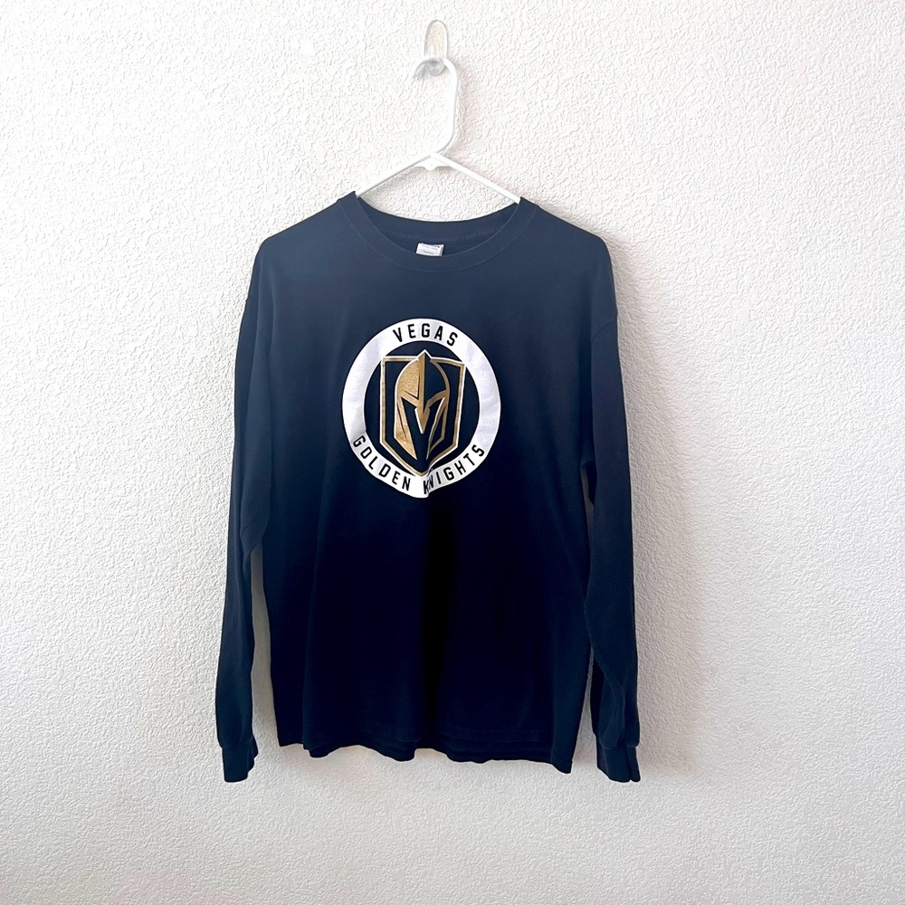 Vegas Golden Knights Black Long Sleeve Men’s Large Logo Hockey NHL Shirt